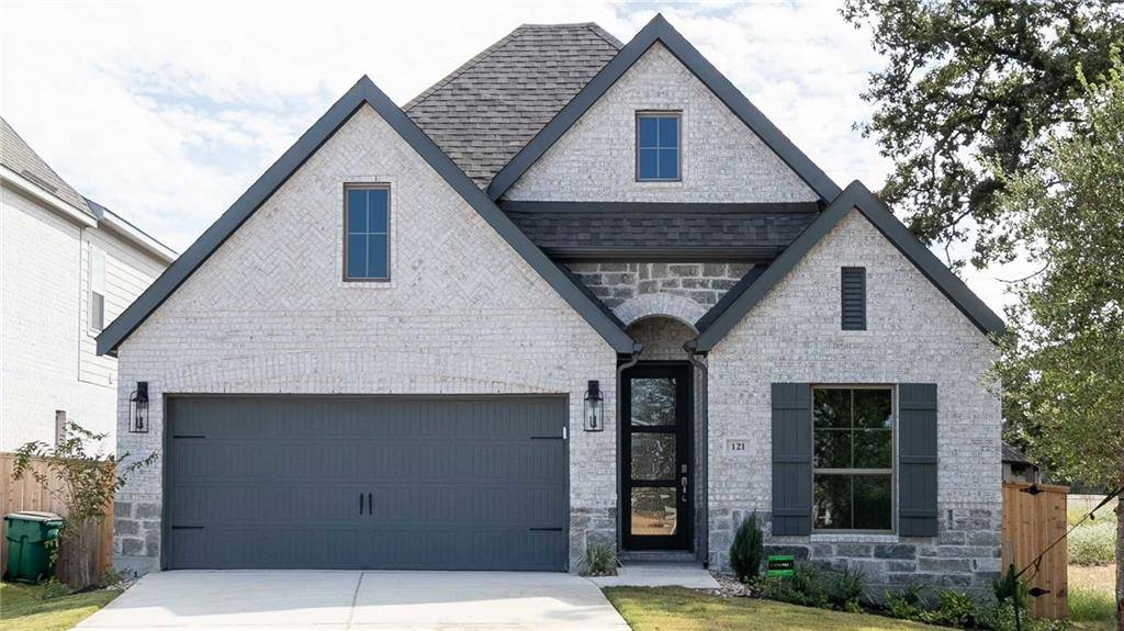 121 Rosemary CT, Bastrop, TX 78602