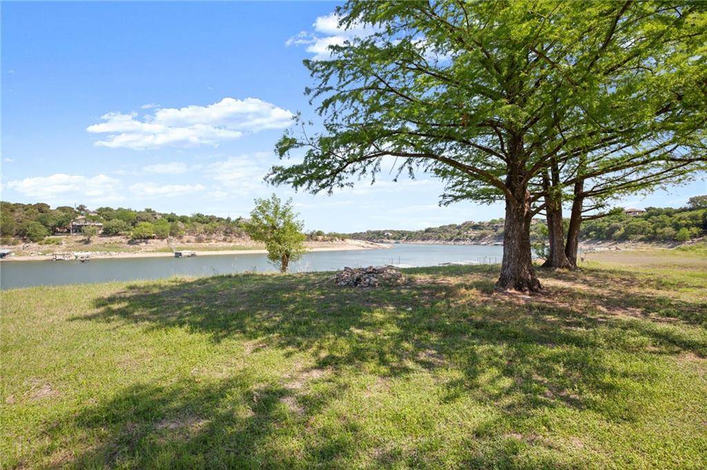 227 Vicinity TRL, Spicewood, TX 78669