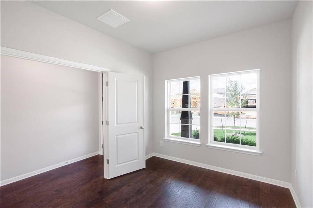 461 Gaida LOOP, Georgetown, TX 78628