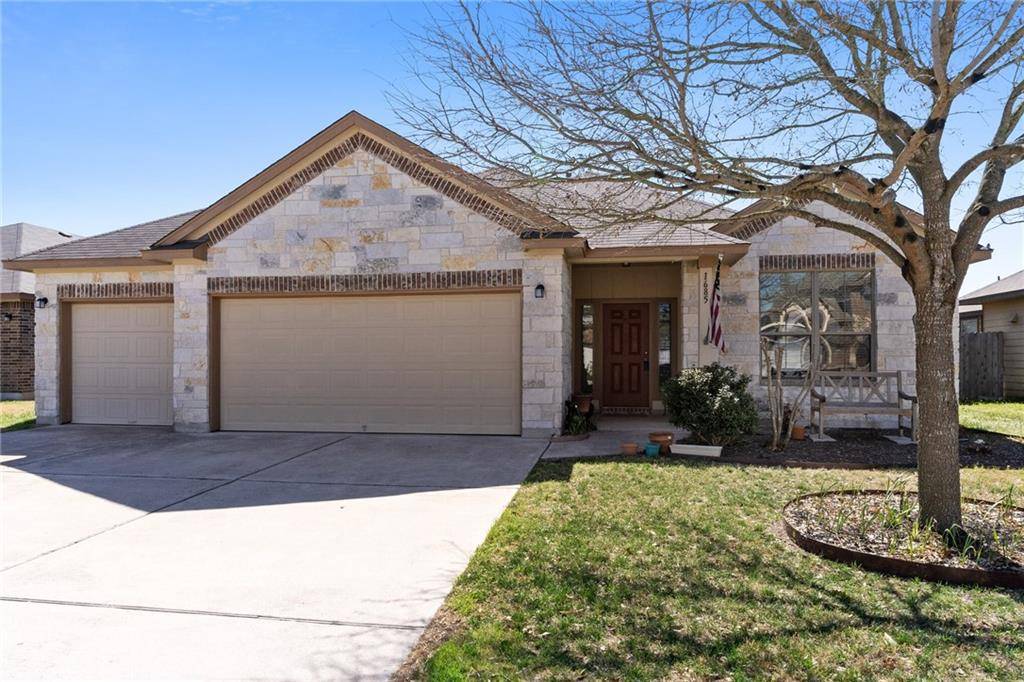 1685 Twin CV, Kyle, TX 78640
