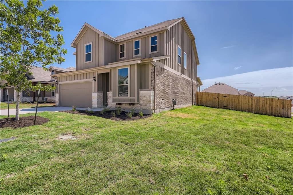 487 Grace Lilly DR, Buda, TX 78610