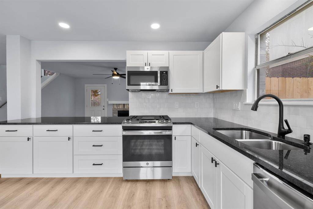 1704 Blue Bell DR, Cedar Park, TX 78613