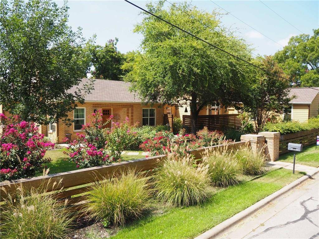 709 Buttonwood ST, Bastrop, TX 78602