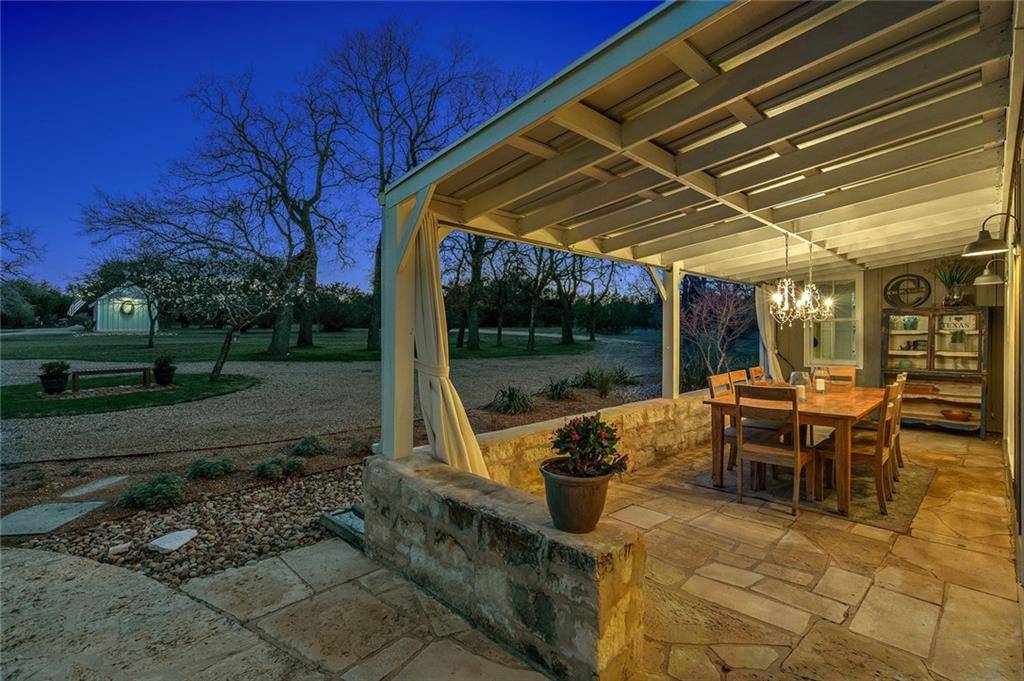 23608 Tres Coronas RD, Spicewood, TX 78669