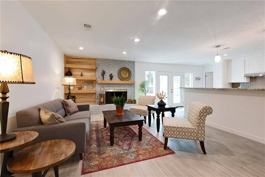 309 Pecan LN, Round Rock, TX 78664