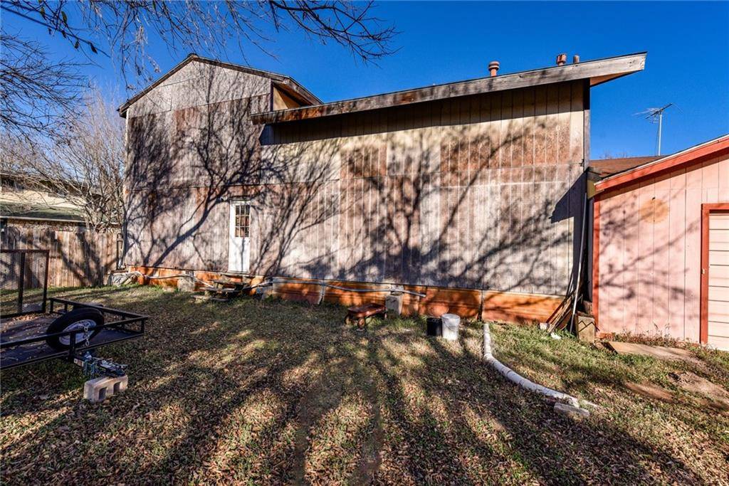 204 N Mustang Ave, Cedar Park, TX 78613