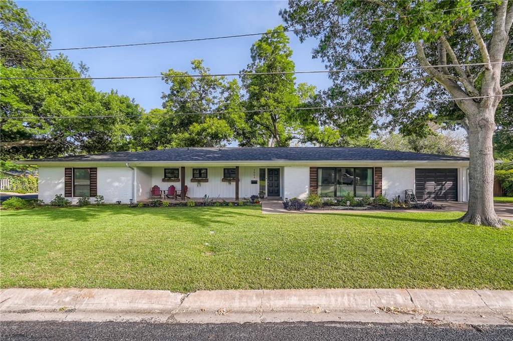 1504 E 18th ST, Georgetown, TX 78626