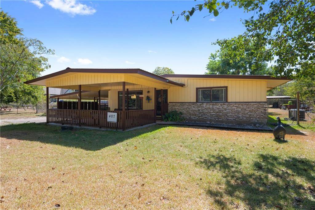 407 East ST, Buda, TX 78610