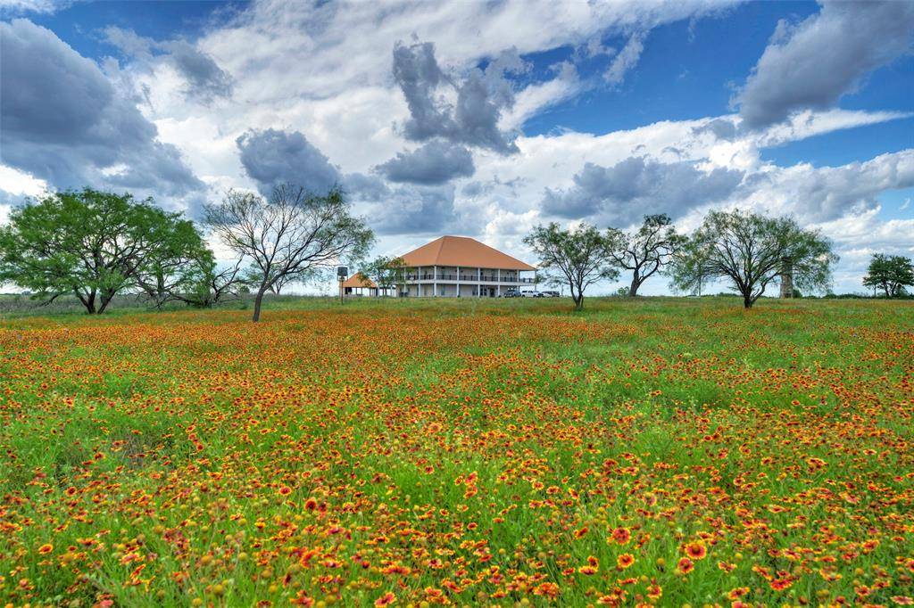 2205 CR 178, Evant, TX 76566