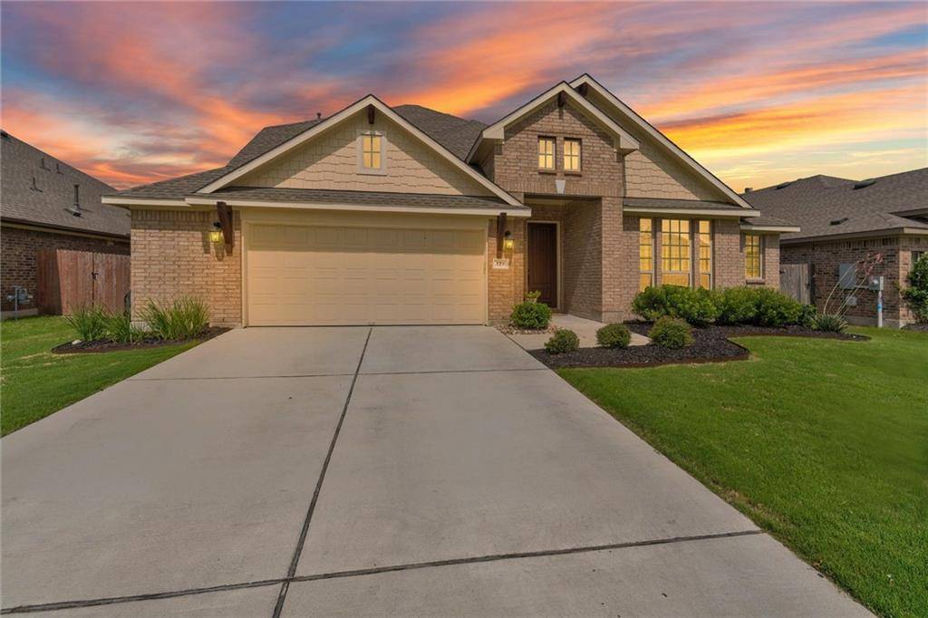 129 Summer Pointe DR, Buda, TX 78610
