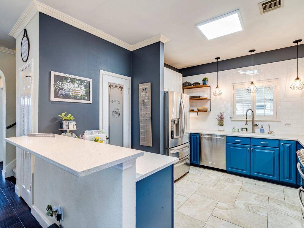 744 Scrutchins RD, Kyle, TX 78640