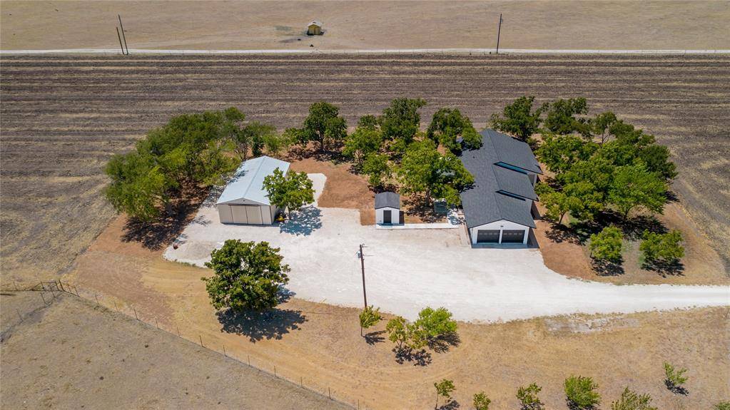 950 Co Rd 124 RD, Georgetown, TX 78626