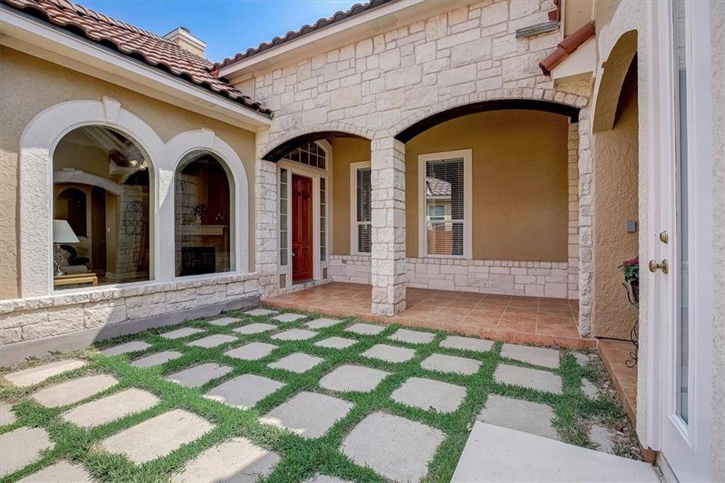 15325 Interlachen DR, Austin, TX 78717