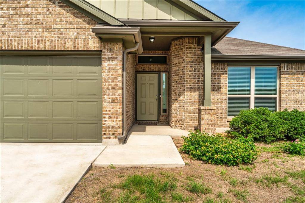 6048 Heron DR, Buda, TX 78610
