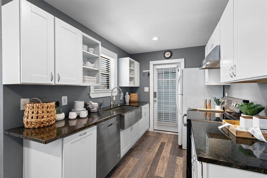 504 Debus DR, Taylor, TX 76574