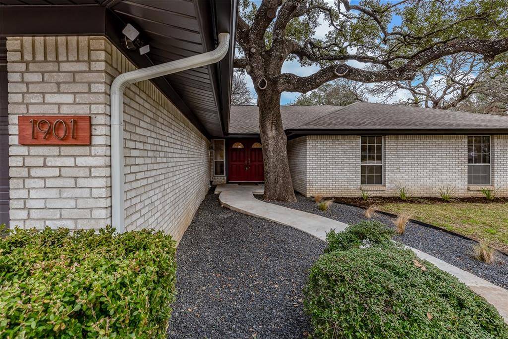 1901 Deepwood DR, Round Rock, TX 78681