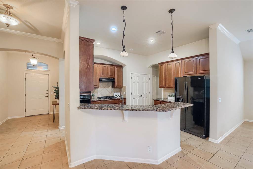 3810 Links LN, Round Rock, TX 78664