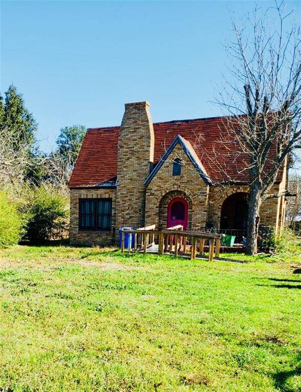 1902 Granger RD, Taylor, TX 76754