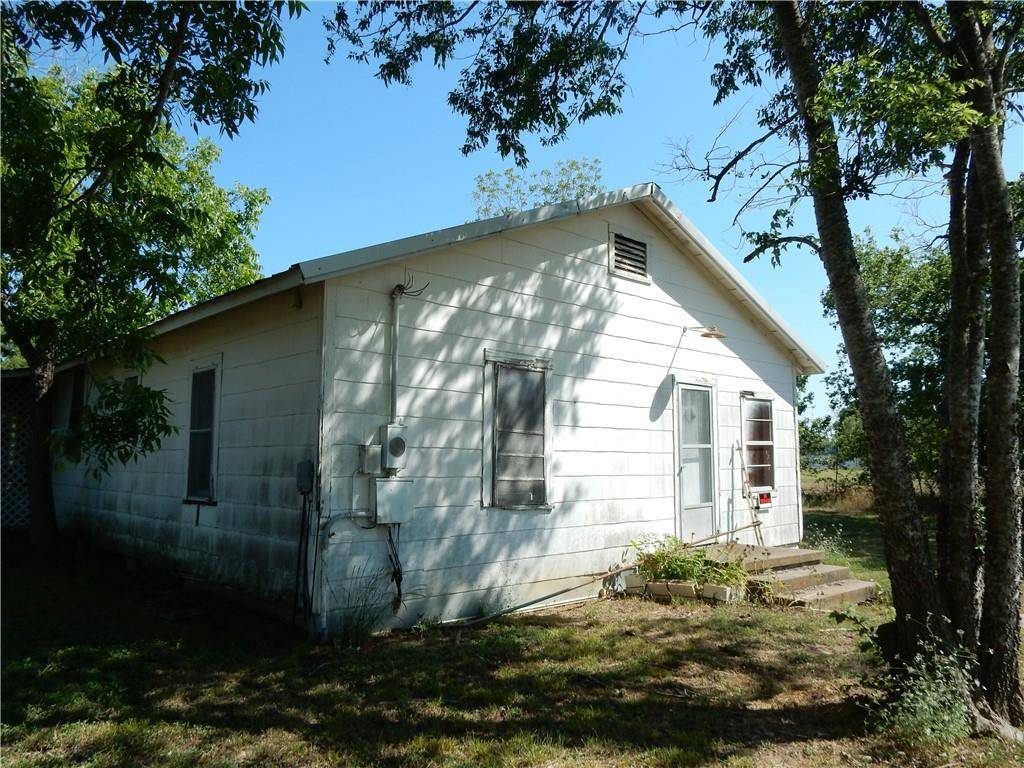 4050 Fm 535 HWY, Bastrop, TX 78602