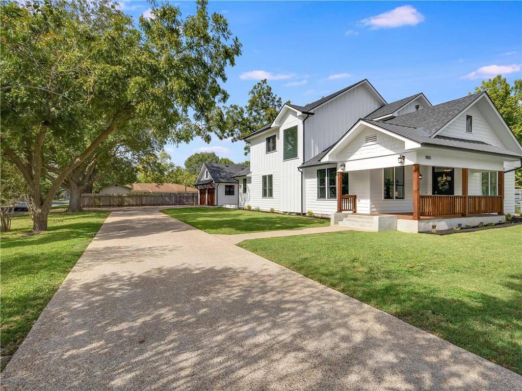 1805 North DR, Taylor, TX 76574