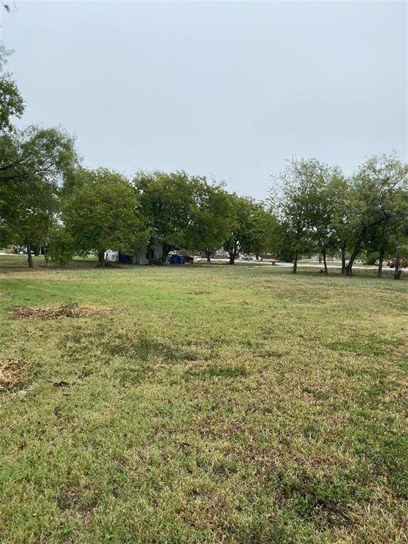 315 E Brenham ST, Manor, TX 78653