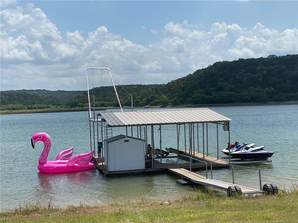 107 River Bend LN, Spicewood, TX 78669