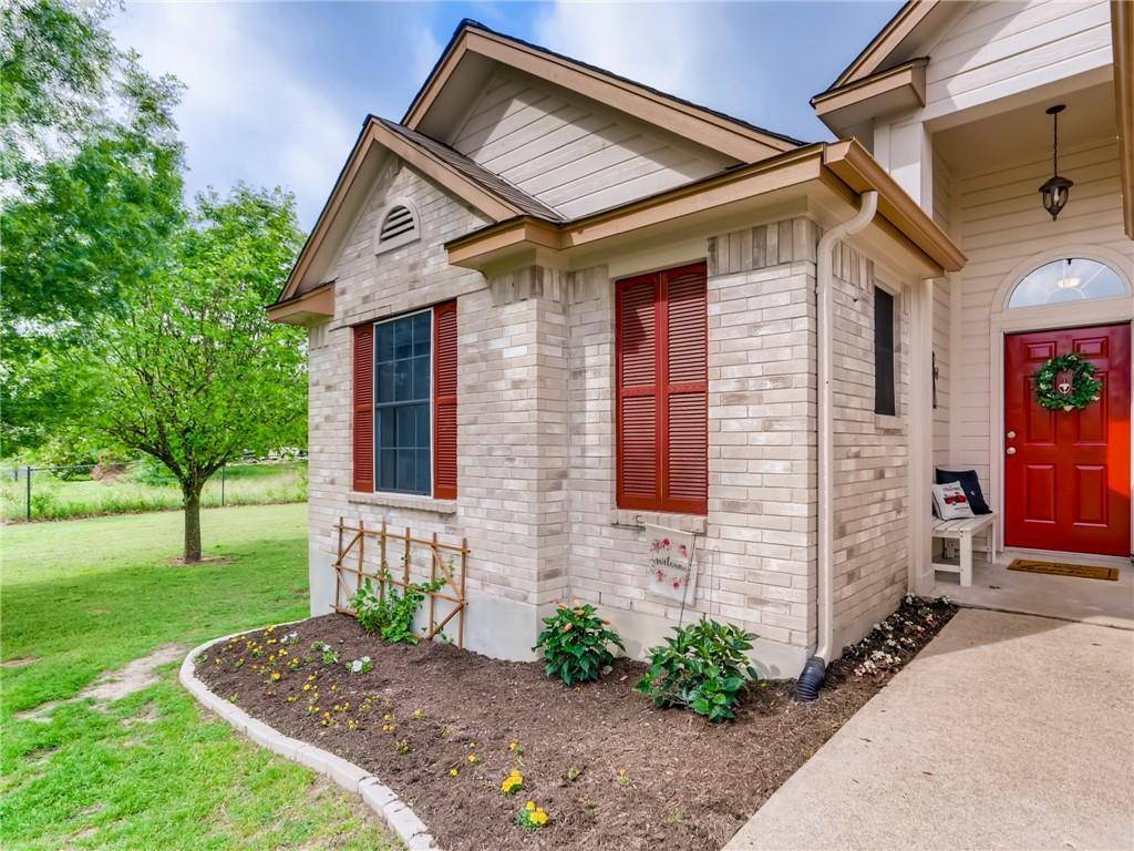 122 Willow DR, Hutto, TX 78634