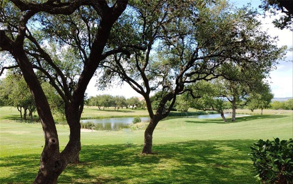 2112 Lauren DR, Spicewood, TX 78669