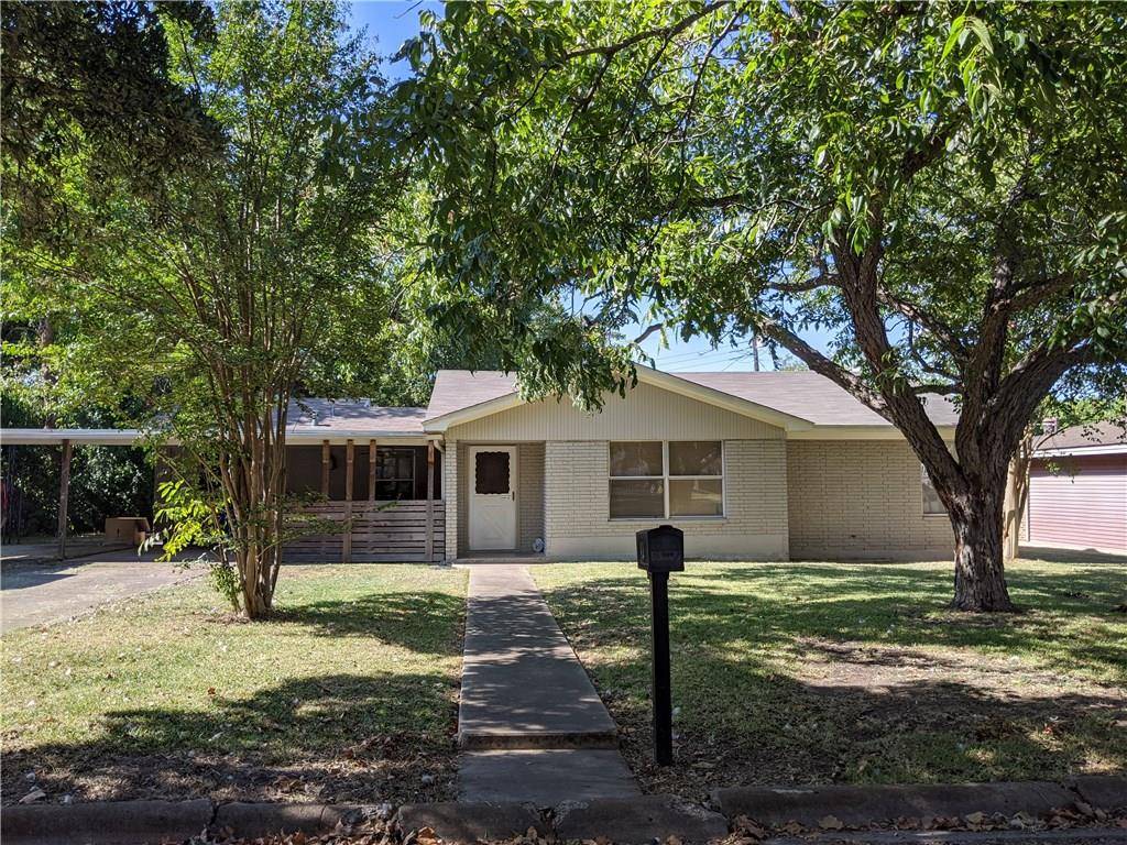 904 Kirk ST, Taylor, TX 76574