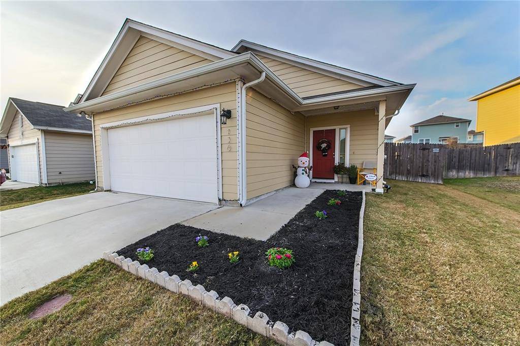 156 Sambar DR, Buda, TX 78610