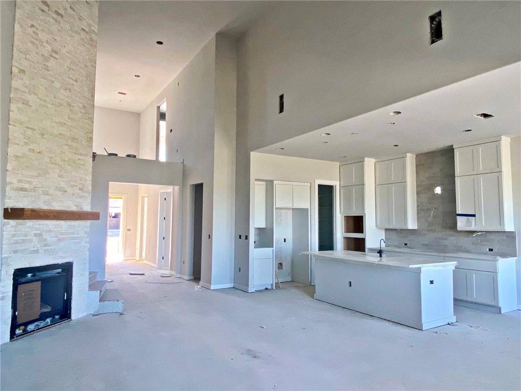 6702 Night Chinook DR, Buda, TX 78610