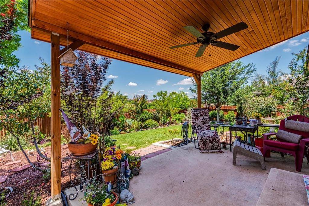 231 Apricot DR, Kyle, TX 78640