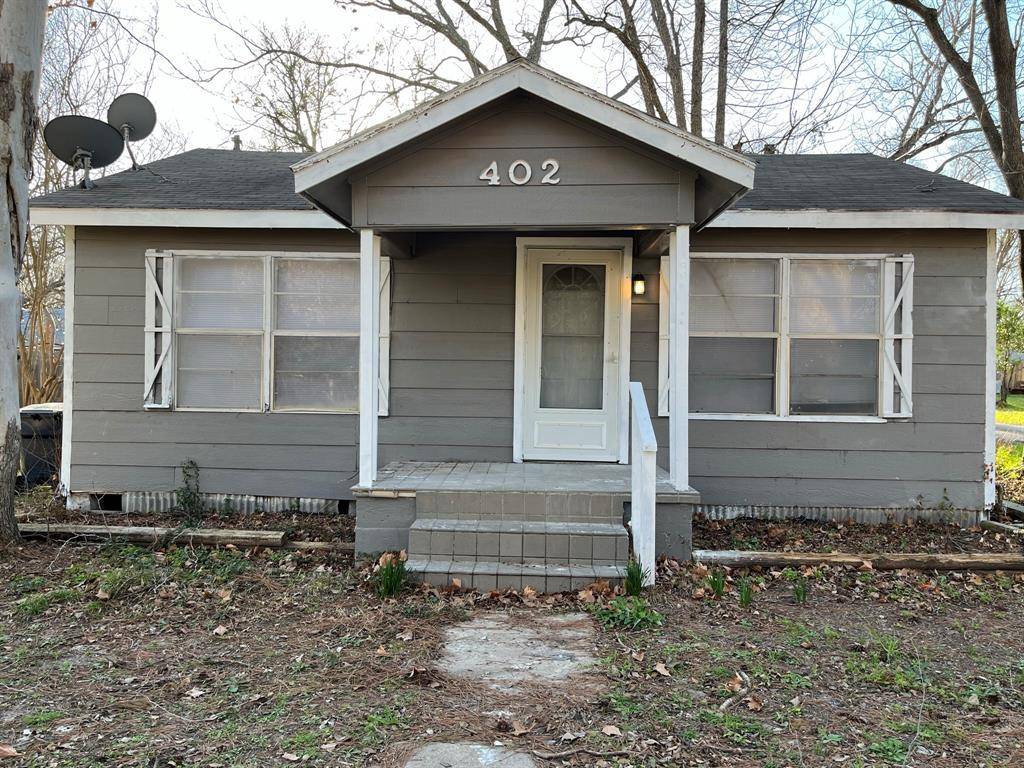 402 Pine ST, Rockdale, TX 76567