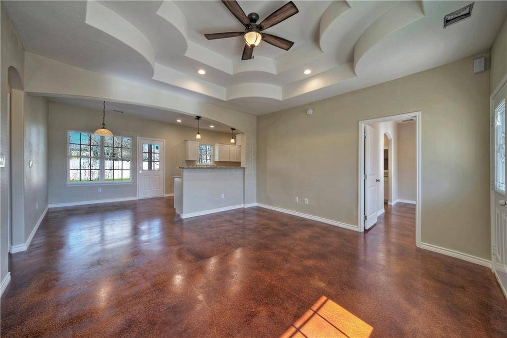 120 Kipapa CT, Bastrop, TX 78602
