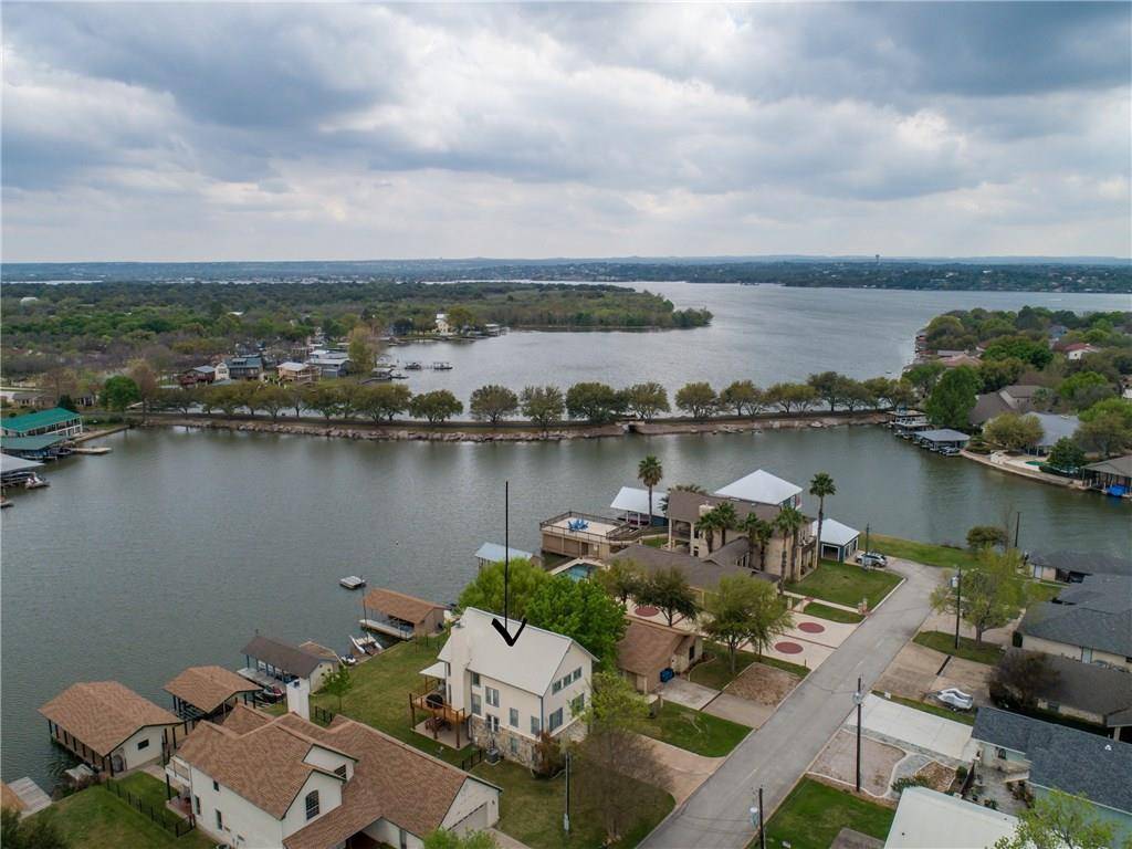 135 Web Isle DR, Marble Falls, TX 78654
