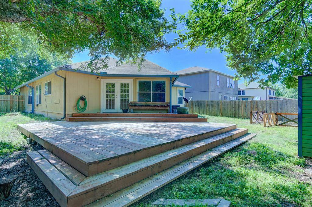 1111 Thorn Creek PL, Round Rock, TX 78664