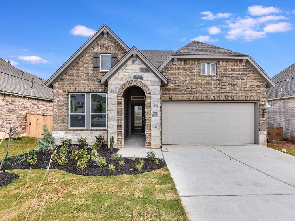 117 Cibolo Creek LOOP, Bastrop, TX 78602