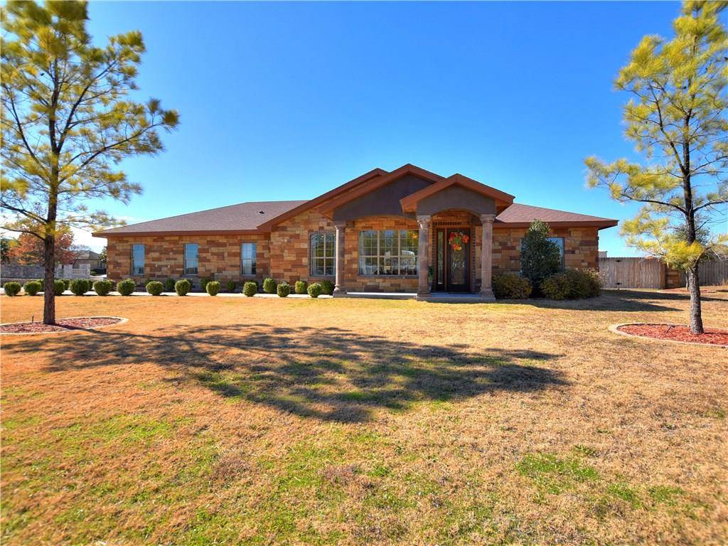301 Meadow Valley LOOP, Jarrell, TX 76537