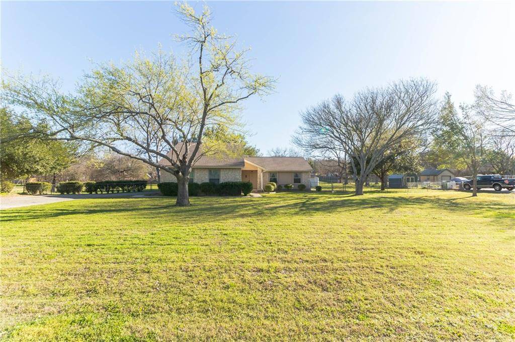 19 Evergreen DR, Round Rock, TX 78664