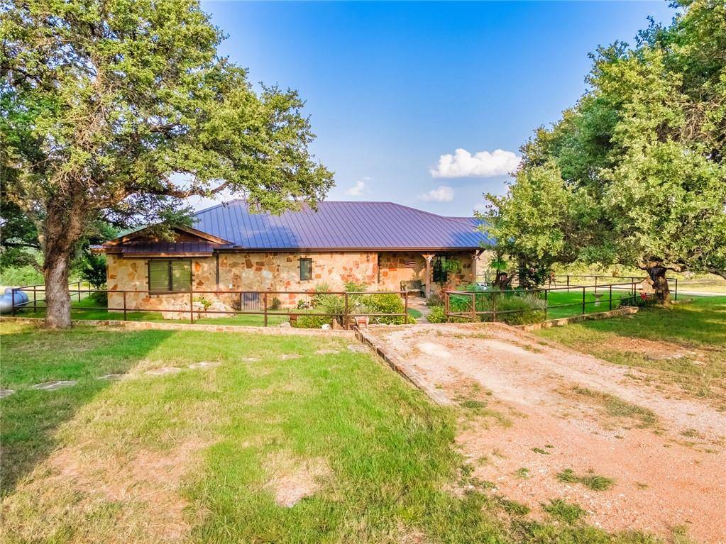 633 Yancey RD, Lampasas, TX 76550