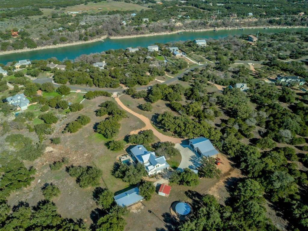 1306 Likeness RD, Spicewood, TX 78669