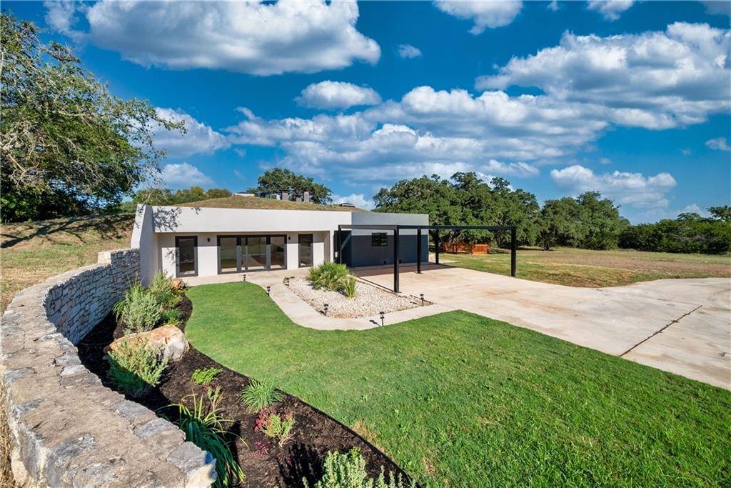 211 Grande ST, Driftwood, TX 78619