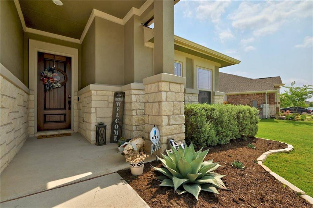 607 Hereford LOOP, Hutto, TX 78634