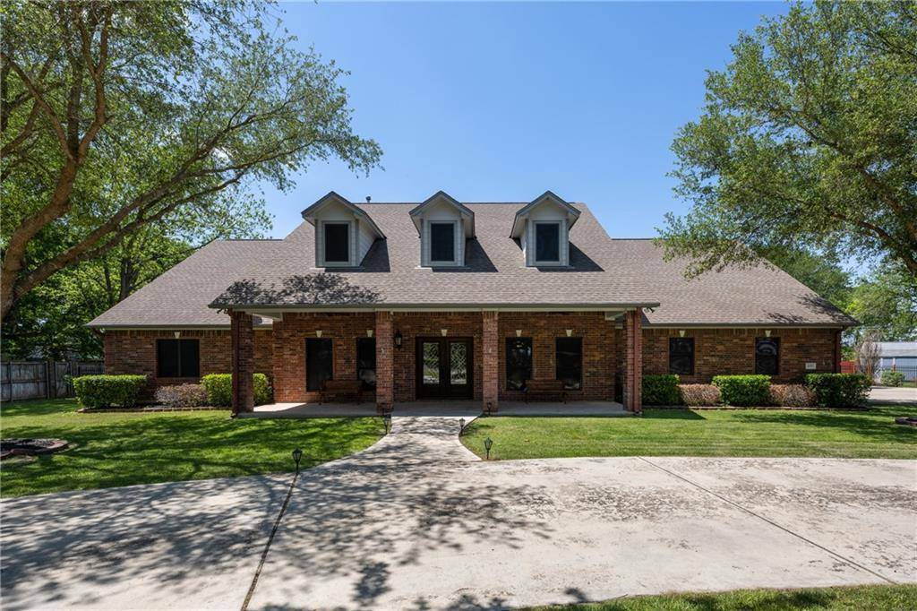 1819 Garfield ST, Bastrop, TX 78602