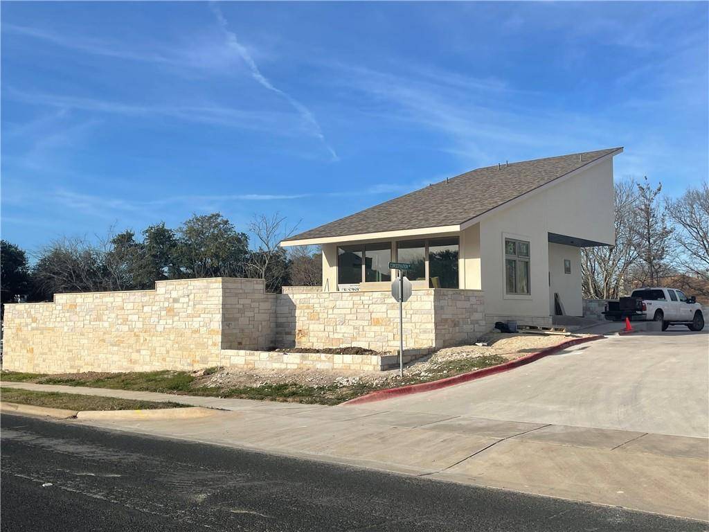 601 Great Oaks DR, Round Rock, TX 78664