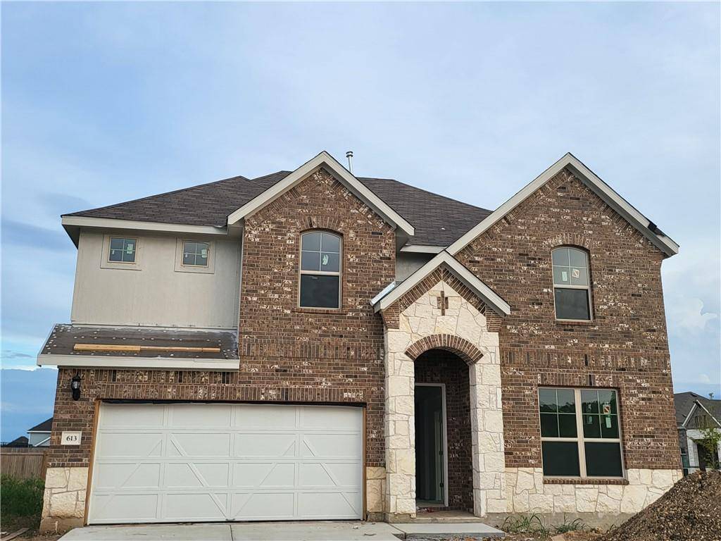 613 Roaming DR, Hutto, TX 78634