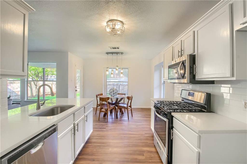 2011 Buckley LN, Round Rock, TX 78664