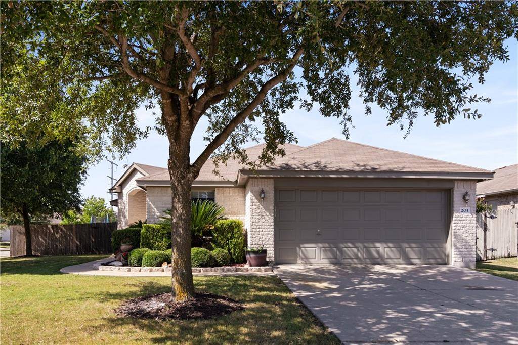 203 Tricia LN, Hutto, TX 78634