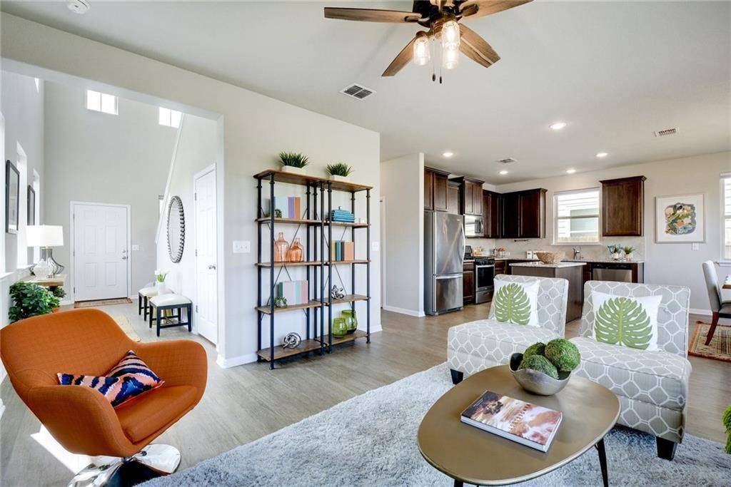 5552 Heron DR, Buda, TX 78610