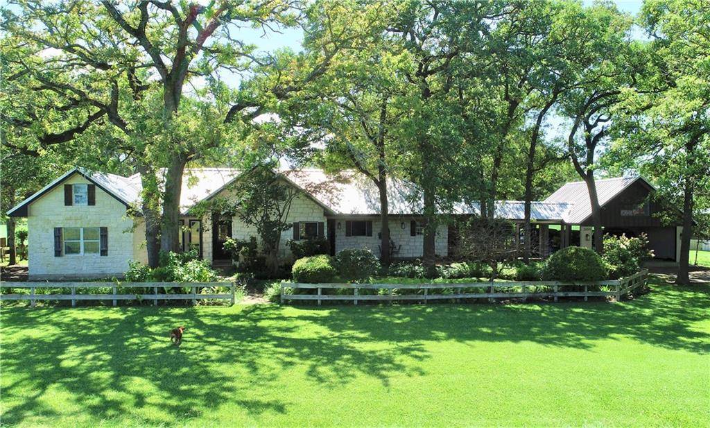 2659 County Road 405, Lexington, TX 78947